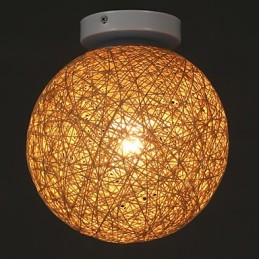 La caña forma bolas de cáñamo, moda creativa y para absorber la luz de la cúpula.