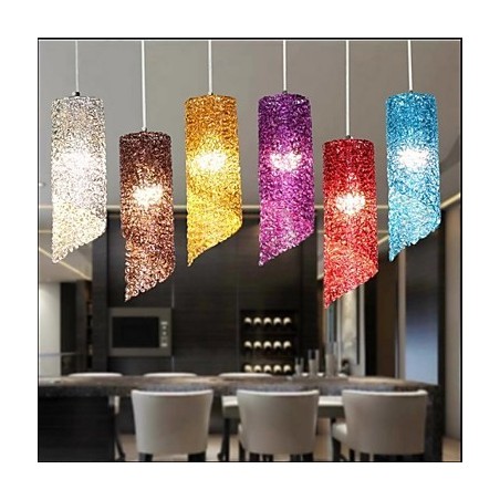 Lámparas creativas de un solo cabezal cilíndricas redondas y largas de aluminio. Lámparas creativas de un solo cabezal cilíndricas redondas y largas de aluminio.