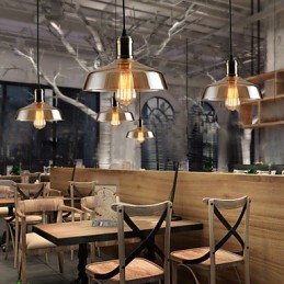 Lámpara colgante de cristal con iluminación retro