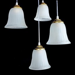 Lámpara colgante de bronce con cuatro luces y pantalla de cristal, estilo retro clásico europeo.
