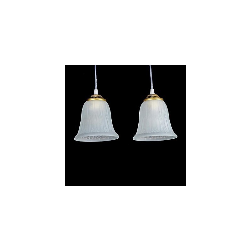 Lámpara colgante de bronce con tres luces y pantalla de cristal, estilo retro clásico europeo.