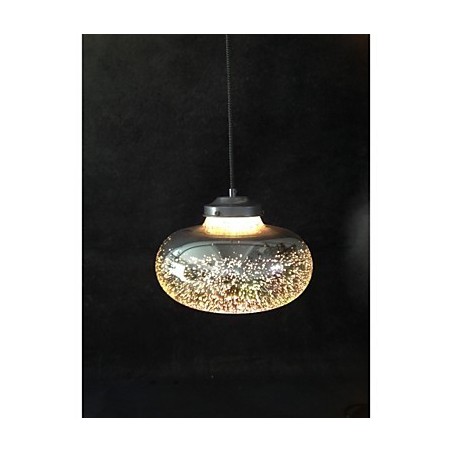 Lámpara colgante romántica con forma de estrella que ilumina el cielo y crea un sueño. Producto patentado. Lámpara colgante romántica con forma de estrella que ilumina el cielo y crea un sueño. Producto patentado.