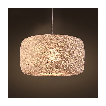 Lámpara de araña de estilo europeo, moderna, minimalista, con bolas de ratán para el hogar. Lámpara de araña de estilo europeo, moderna, minimalista, con bolas de ratán para el hogar.
