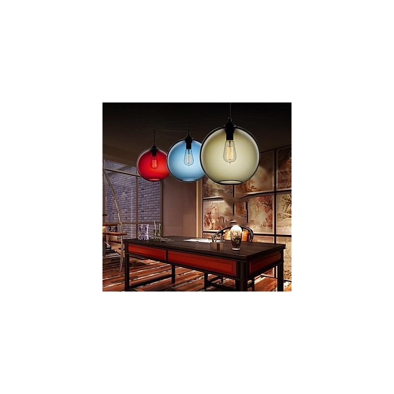 Lámpara colgante de cristal de una sola cabeza, estilo retro y creativo, en una cafetería con pecera.