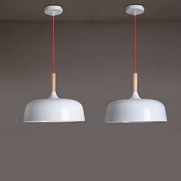 Lámpara colgante de metal con pintura campestre