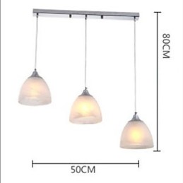 Lámpara colgante moderna con dosel oblongo y copa de vino de tres luces