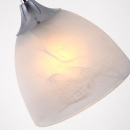 Lámpara colgante moderna con dosel oblongo y copa de vino de tres luces