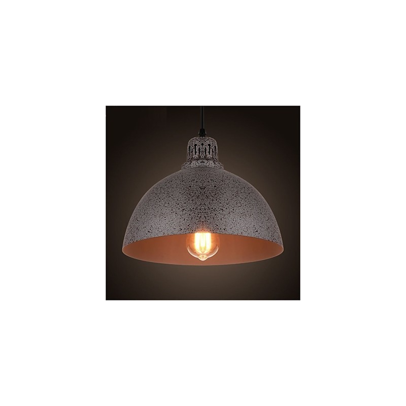 Lámpara colgante vintage de metal con forma de punto y una luz