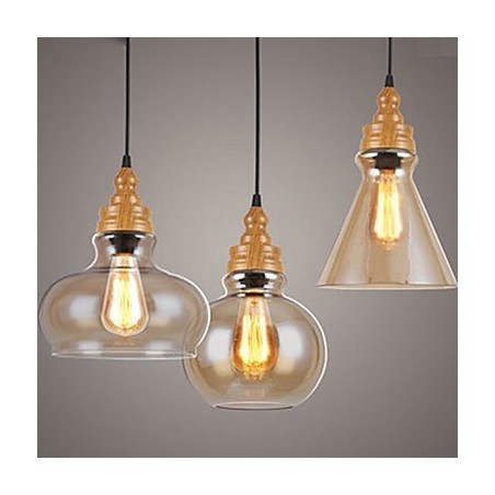 Lámpara de cristal con vetas de madera, estilo norteamericano, que restaura las antiguas costumbres. Lámpara de cristal con vetas de madera, estilo norteamericano, que restaura las antiguas costumbres.