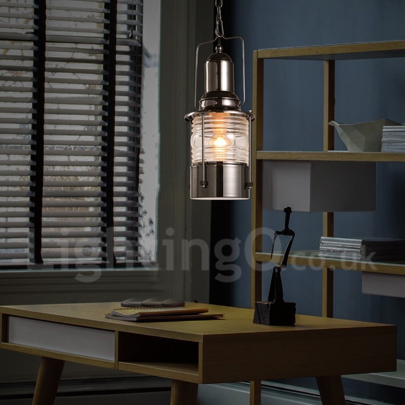 Lámpara colgante de cobre con una luz estilo farol retro vintage