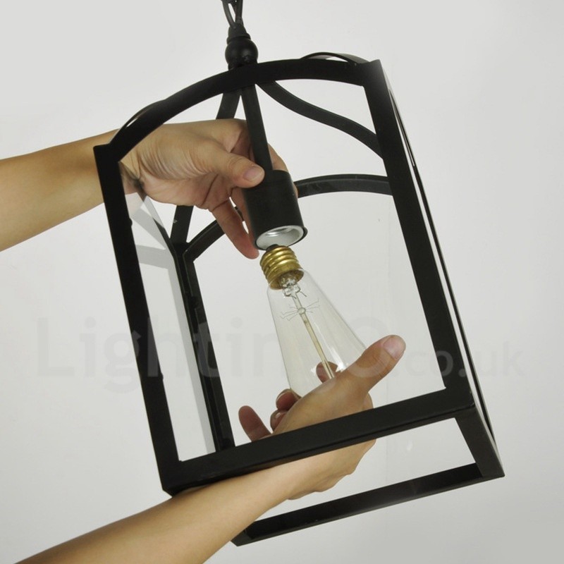 Lámpara colgante rústica de metal con pantalla de cristal