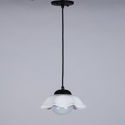 Lámpara de araña de 2 focos con diseño de cabaña rústica para diseñadores de interiores de metal.
