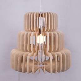 Lámpara de araña vintage de madera con forma de pastel de tres capas