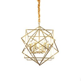 Lámpara de araña de metal con diseño de farol de latón
