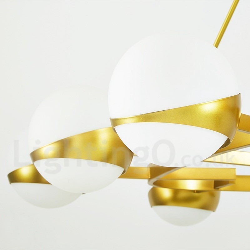 Lámpara de techo de estilo nórdico contemporáneo moderno de 9 luces con baño de cobre y pantalla de cristal esférico dorado y blanco.