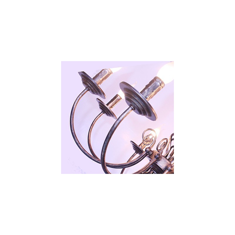 Lámpara de araña de metal estilo vela de diseñadores retro.