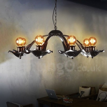 Lámpara colgante de acero de estilo industrial para tienda. Lámpara colgante de acero de estilo industrial para tienda.