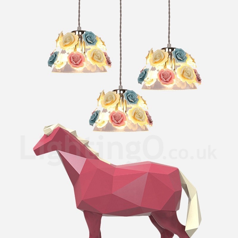 Lámpara colgante de techo con forma de macarrón y flores multicolores con pantalla de cristal