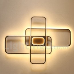 Lámpara de techo moderna y contemporánea de aluminio con acabado en pintura, empotrada con regulador de intensidad remoto. También se puede usar como lámpara de pared.