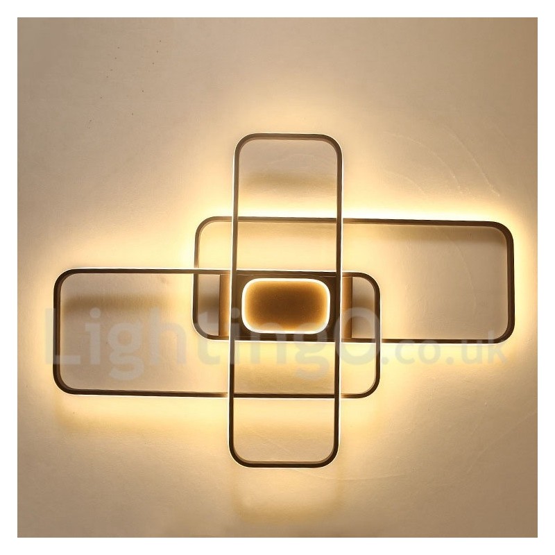 Lámpara de techo moderna y contemporánea de aluminio con acabado en pintura, empotrada con regulador de intensidad remoto. También se puede usar como lámpara de pared.