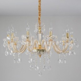 Candelabro dorado con candelabro de cristal transparente