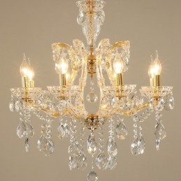 Candelabro de cristal dorado de 8 luces
