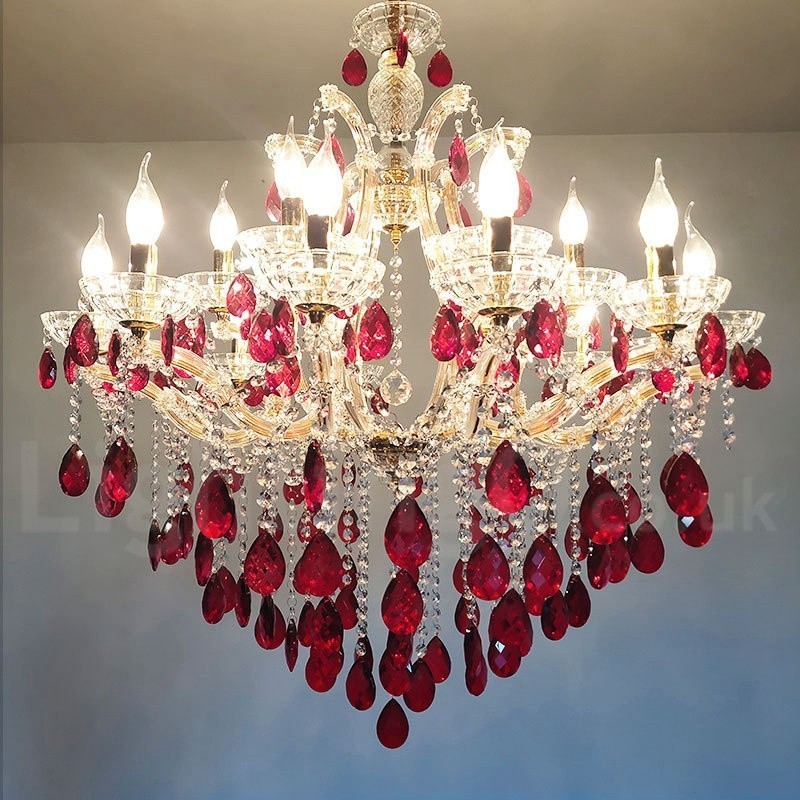 Candelabro dorado de lujo con 18 (12+6) luces de cristal rojo