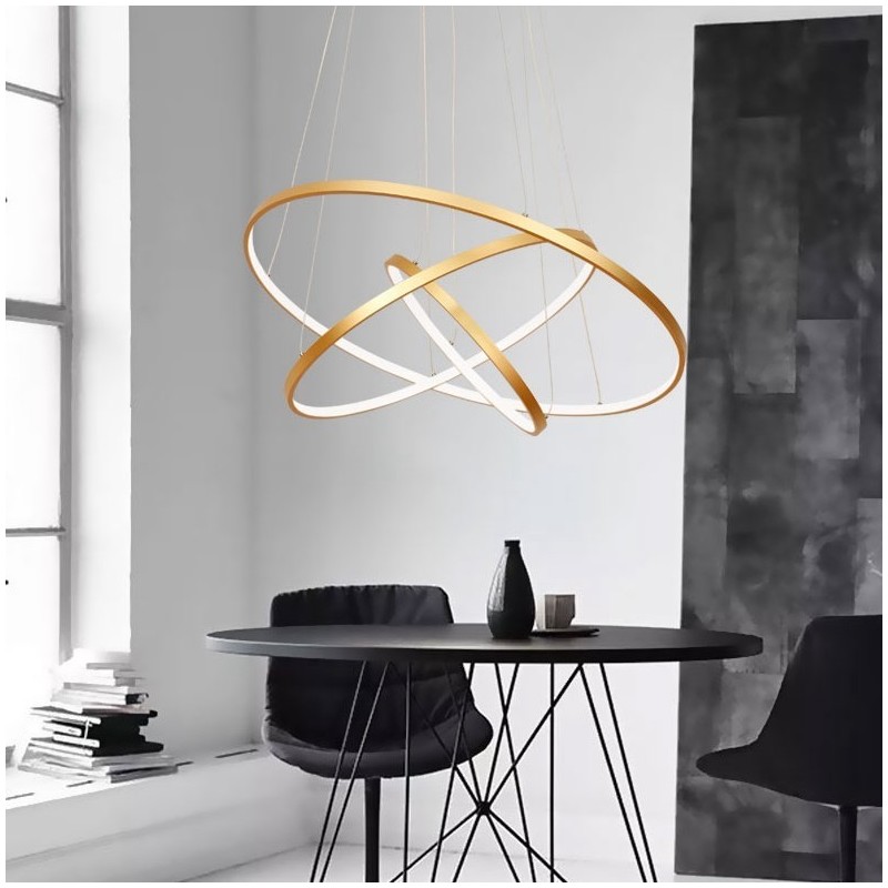 Lámpara colgante regulable con control remoto, diseño moderno dorado, tres anillos.