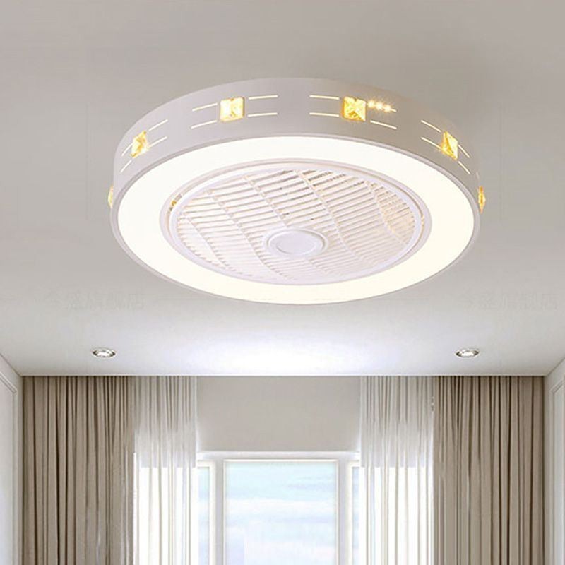 Ventilador de techo ultrafino con luz invisible