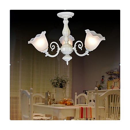 Lámpara empotrada de tres luces, estilo retro europeo clásico, color blanco Lámpara empotrada de tres luces, estilo retro europeo clásico, color blanco