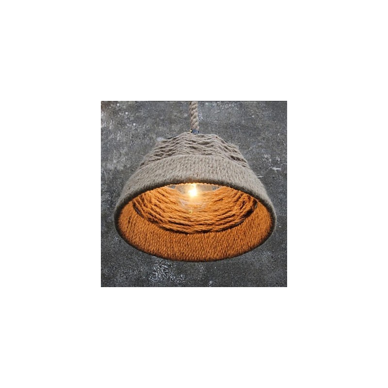 Lámpara de araña retro de estilo rural industrial hecha a mano con cuerda de cáñamo.