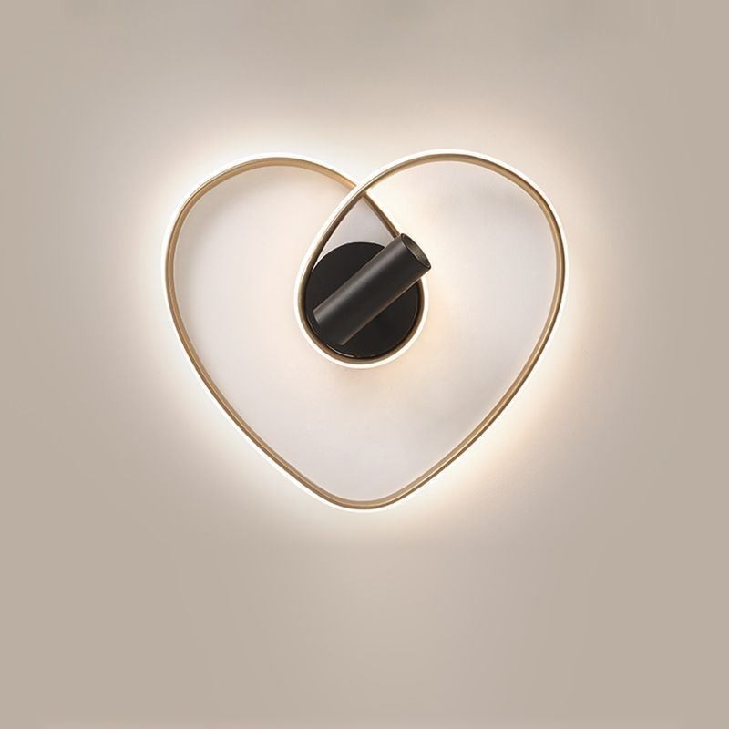 Foco de iluminación con forma de corazón de oro cepillado y montaje empotrado