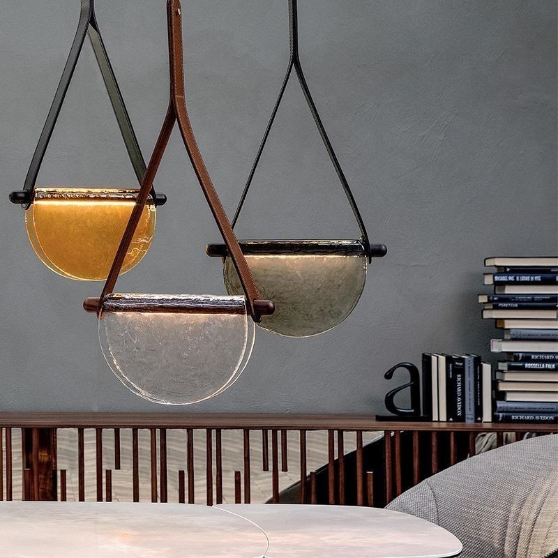 Lámpara colgante moderna minimalista con cinturón de cristal para techo