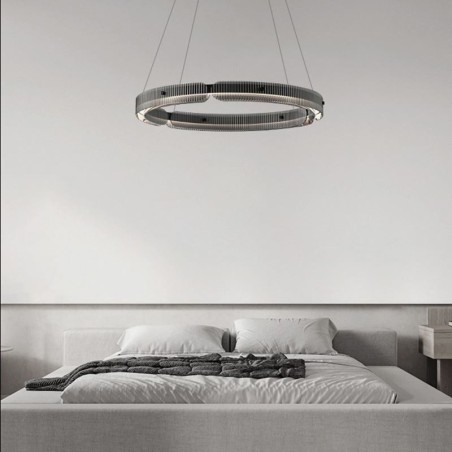 Lámpara colgante circular de 60 a 80 cm, de cristal, regulable sin escalonamientos, con control remoto. Lámpara colgante circular de 60 a 80 cm, de cristal, regulable sin escalonamientos, con control remoto.