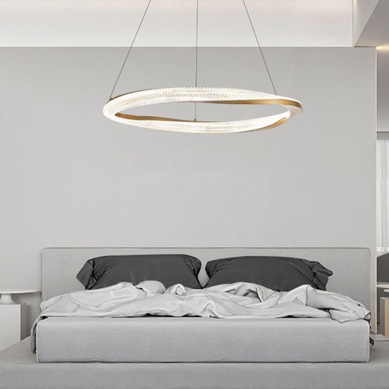 Lámpara colgante de hierro forjado con anillo acrílico y luz de techo circular simple