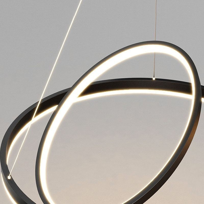 Lámpara colgante moderna de acrílico con anillos circulares