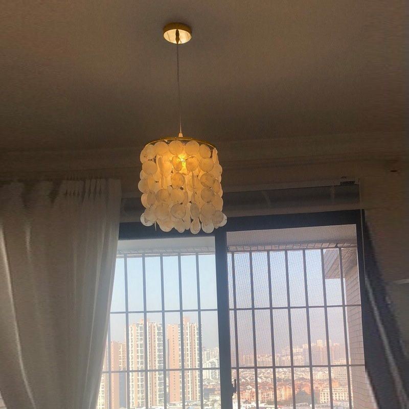 Lámpara colgante moderna Capiz, mini lámpara colgante contemporánea para comedor.