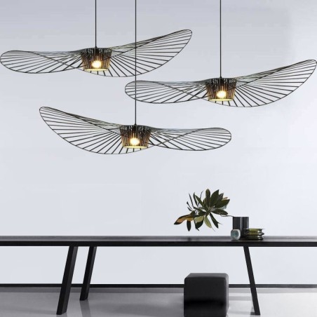 Lámpara colgante de hierro con forma de sombrero de paja, 1 luz Lámpara colgante de hierro con forma de sombrero de paja, 1 luz