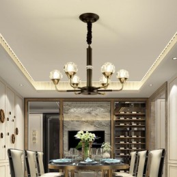 Lámpara colgante de cristal moderna y elegante.