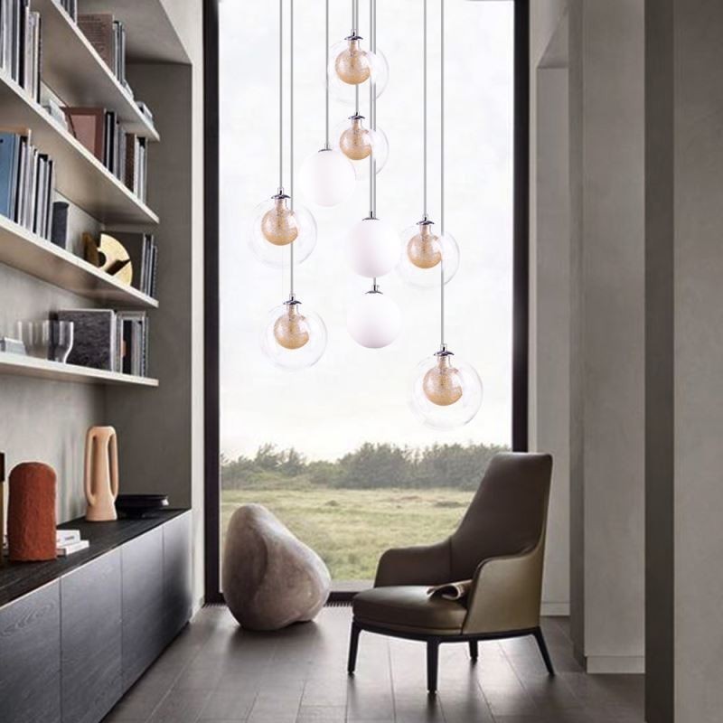 Lámpara colgante de techo de cristal en racimo, níquel dorado cepillado y bola de cristal lechoso