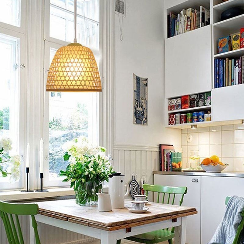 Lámpara colgante de bambú con forma de cúpula Visual Comfort