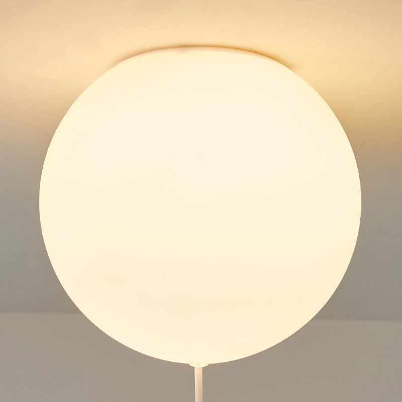 Lámpara de techo nórdica con forma de globo, lámpara colgante acrílica para niños.
