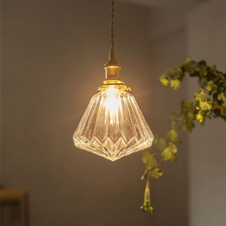 Lámpara colgante de cristal acanalado con forma de diamante transparente Lámpara colgante de cristal acanalado con forma de diamante transparente