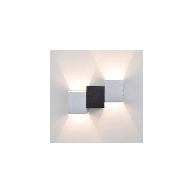 Apliques de pared de estilo mini, modernos y contemporáneos de metal.