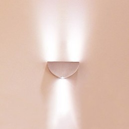 Apliques de pared de estilo mini, modernos y contemporáneos de metal.