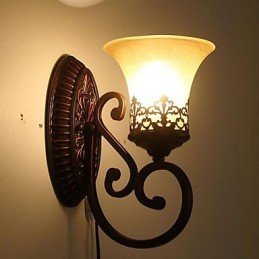 Lámpara de pared de cristal para dormitorio, estilo europeo, que restaura formas antiguas, de hierro forjado.