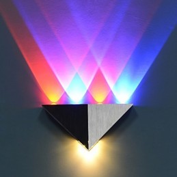 Apliques de pared modernos y contemporáneos de metal