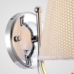 Lámpara de pared de cristal de estilo europeo, creativa, contemporánea y concisa.