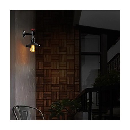 Mini lámpara de pared de 1 luz, color crema y hierro. Mini lámpara de pared de 1 luz, color crema y hierro.