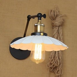 La nostalgia puede ser creativa y elegante. Lámpara de pared plegable telescópica de alta gama.